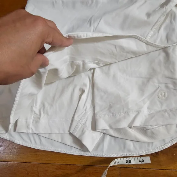 Lululemon White Skort Women's Size 10 - Picture 3 of 7